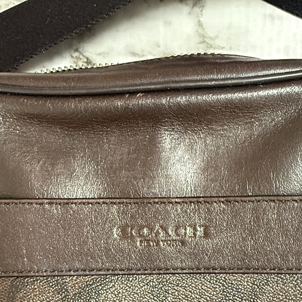 Coach Dark Brown Signature Messenger Bag - Picture 2 of 10